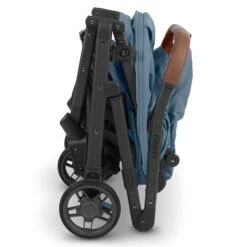 UPPAbaby Minu V2 Buggy Charlotte Coastal Blue -Zwergen Mobil minu22 cha folded latch 3586x4903 5ae7b13